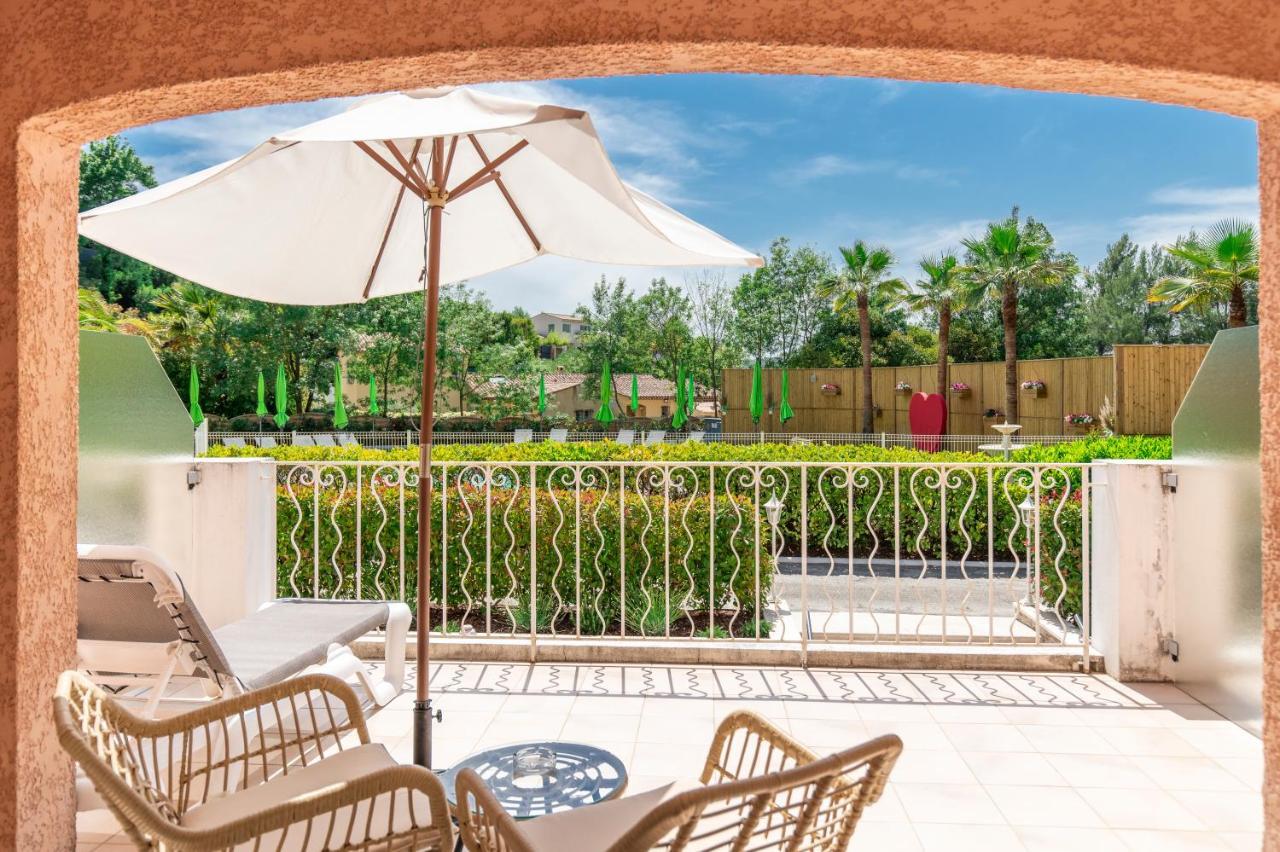 Отель Les Bastides Saint Paul Экстерьер фото