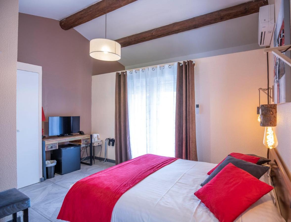 Отель Les Bastides Saint Paul Экстерьер фото