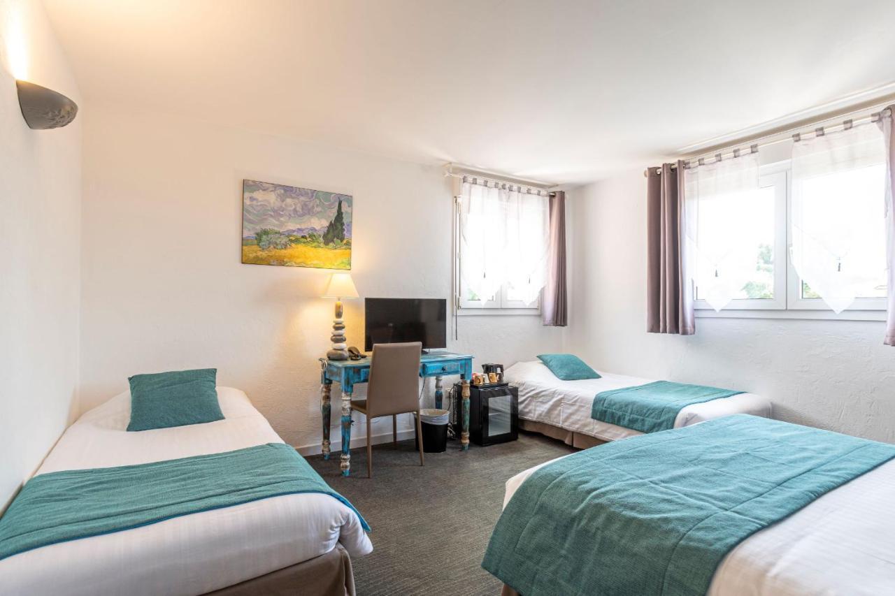 Отель Les Bastides Saint Paul Экстерьер фото