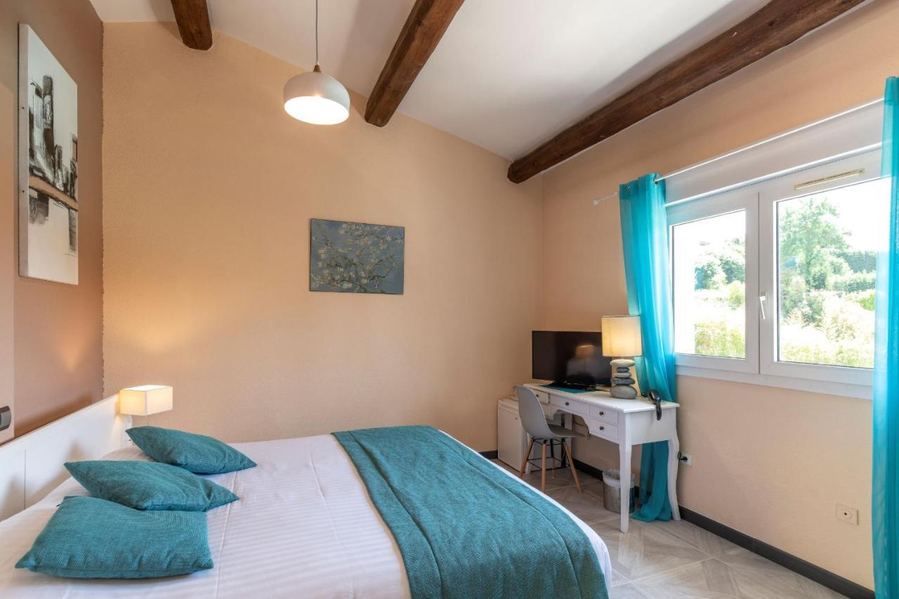 Отель Les Bastides Saint Paul Экстерьер фото